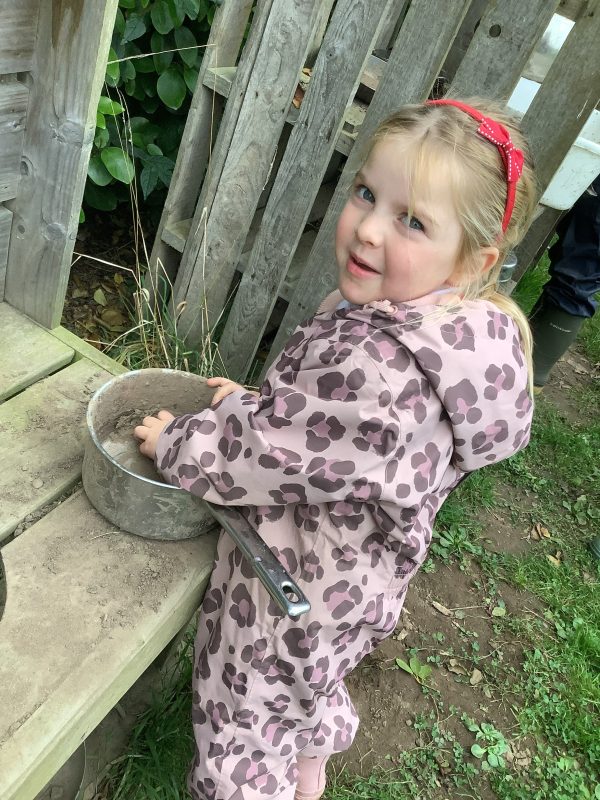 334590AC-B5E5-4F88-9ADD-939E265E925F