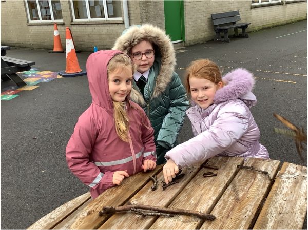 F824737E-F4D5-457B-9DAF-997AA1D25DFE